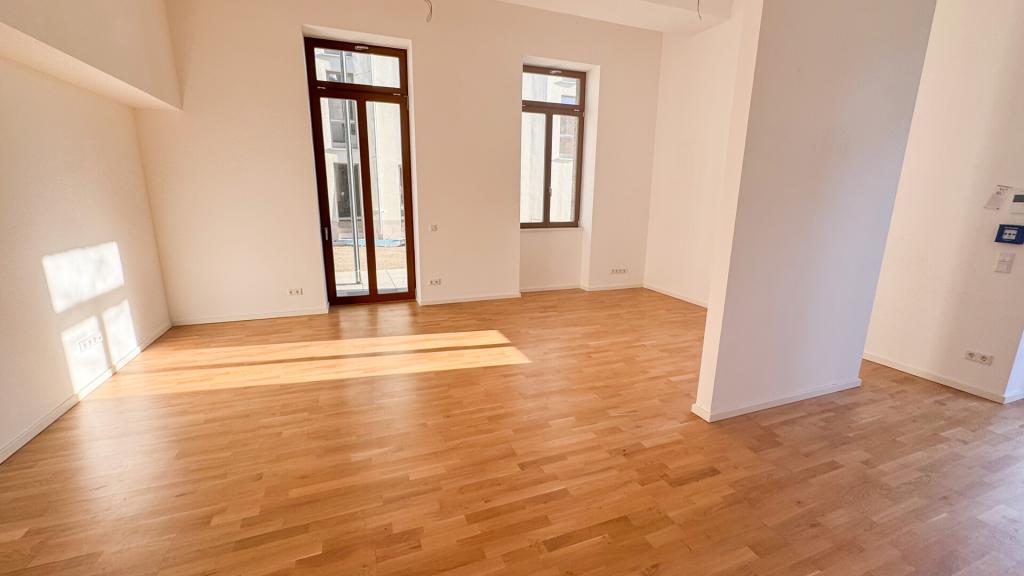 Hochwertige und stillvolle 3 Zimmer Terrassenwohnung im Kloster Marienborn - Eigener Eingangsbereich - Photo 1