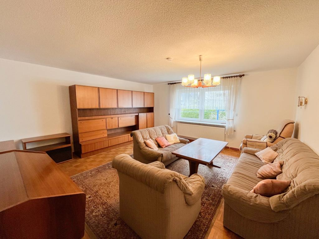 Großzügige 3-Zimmer Wohnung mit saniertem Badezimmer und Garten in Siegen-Eiserfeld! - Photo 2