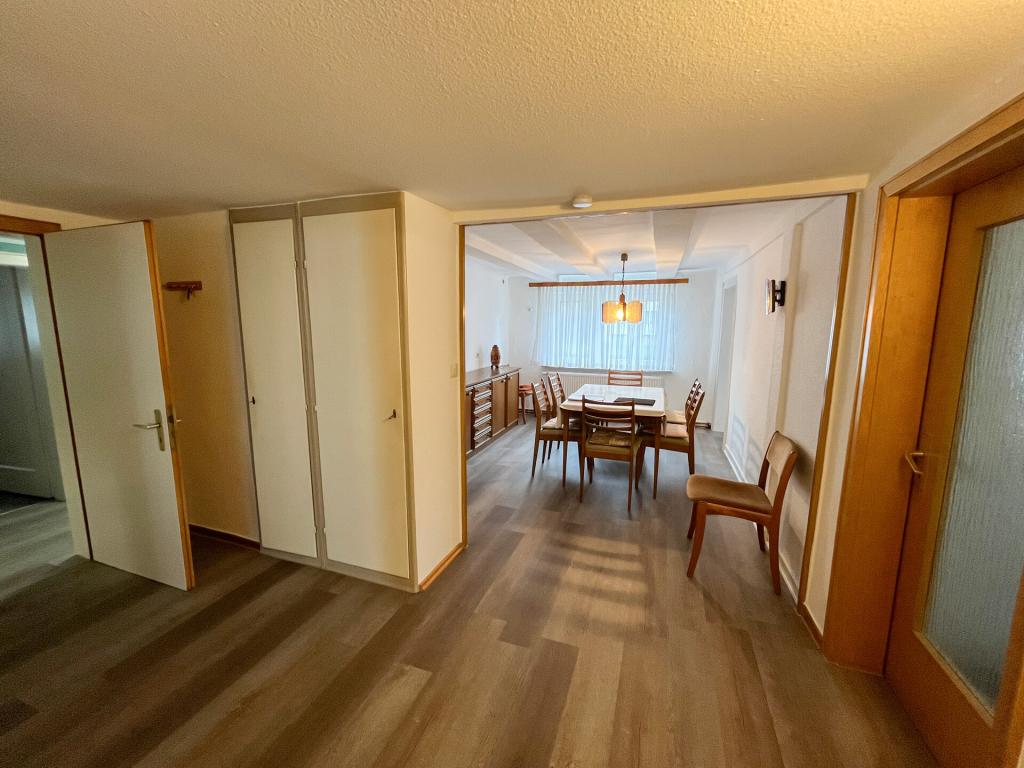 Großzügige 3-Zimmer Wohnung mit saniertem Badezimmer und Garten in Siegen-Eiserfeld! - Photo 4
