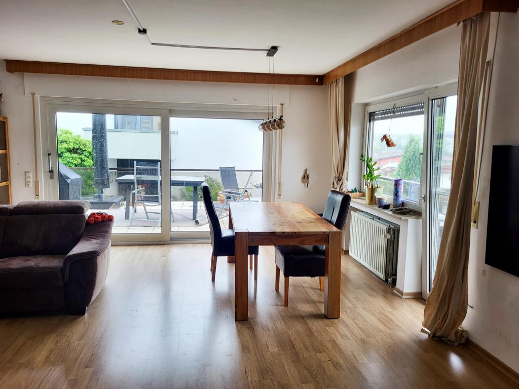 Helle, renovierte 3,5 Zimmer Wohnung mit separatem Eingang, Garten und Schlossblick im Himmelfeld! - Foto 5