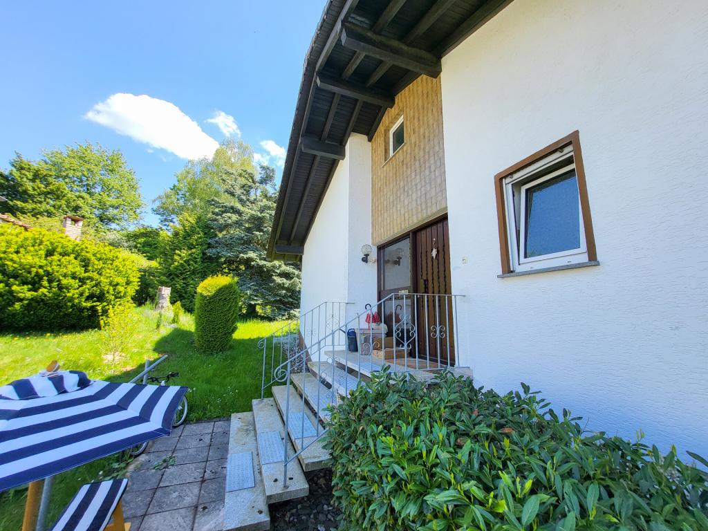Helle, renovierte 3,5 Zimmer Wohnung mit separatem Eingang, Garten und Schlossblick im Himmelfeld! - Foto 2