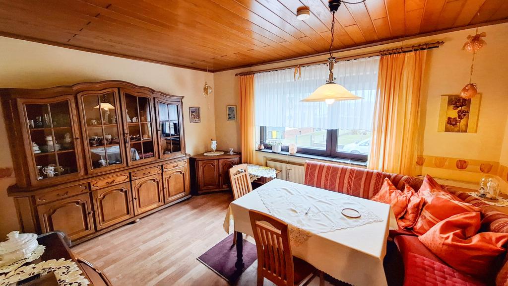 Großzügiges Einfamilienhaus mit Garten zur Miete! - Photo 5