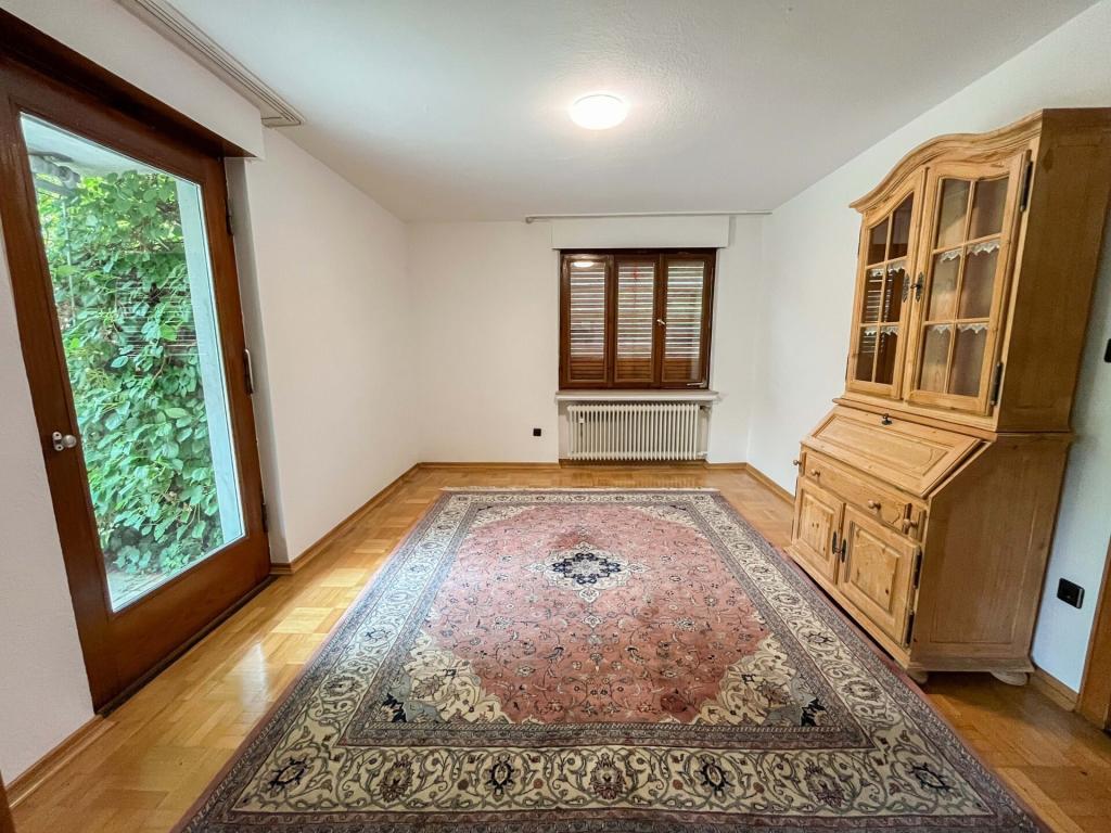 Großzügiges Mietshaus mit Garten in Siegen-Eiserfeld - WG geeignet & familienfreundlich! - Photo 1