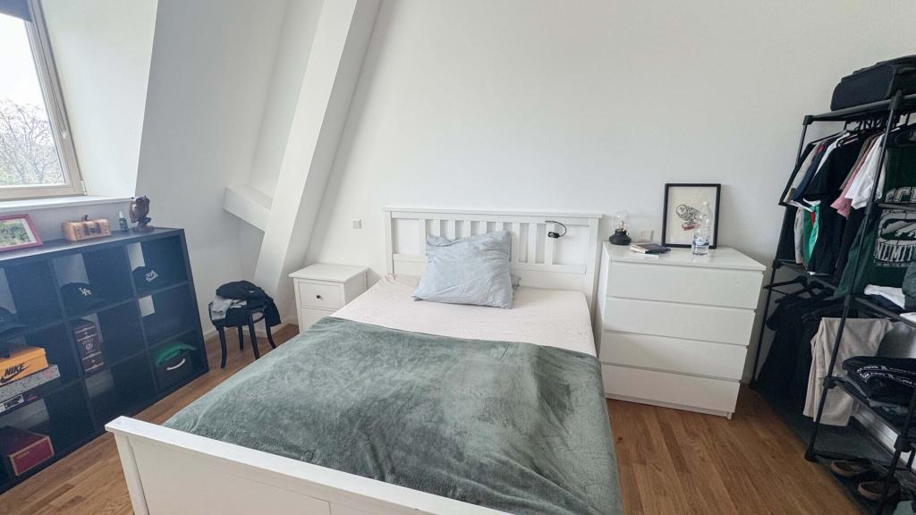 Exklusive 3-Zimmer-Wohnung mit traumhaftem Fernblick und großzügiger Dachterrasse! - Foto 4