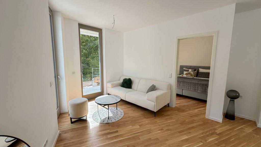 Erstbezug-Gehobenes Wohnen in den Klostergärten- Hochwertige und helle 2-Zimmerwohnung mit Terrasse! - Photo 2