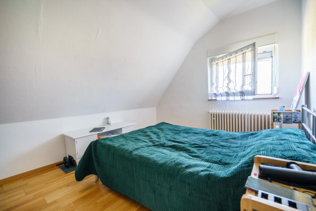 Schlafzimmer Wohnung  DG