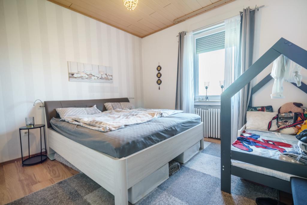 Schlafzimmer OG