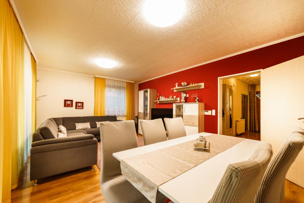 Wohn- und Esszimmer
