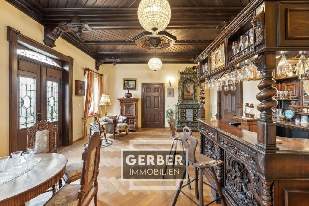 OG Englische Bar, Wohnbereich ca. 33m²