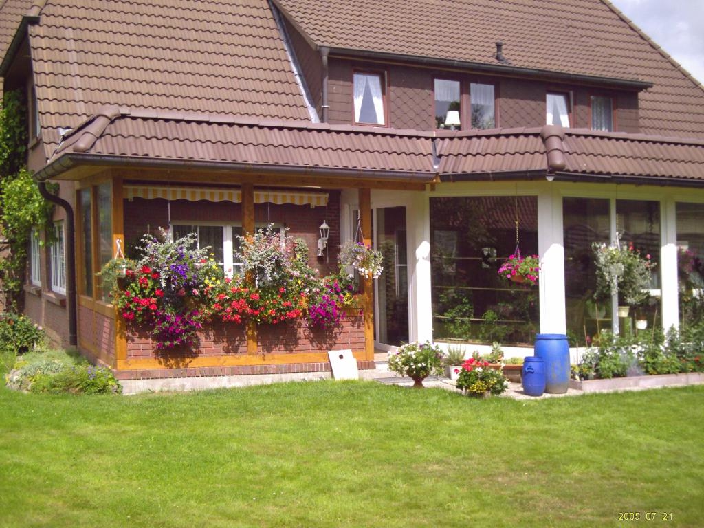 Wintergarten und überdachte Terrasse