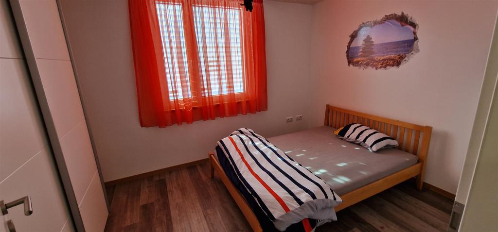 Großzügiges und schickes Reihenmittelhaus in Langenneufnach - Photo 3