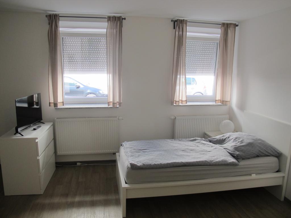 Helles, modern möbliertes Appartement in zentrumsnaher Lage Augsburgs - Foto 2