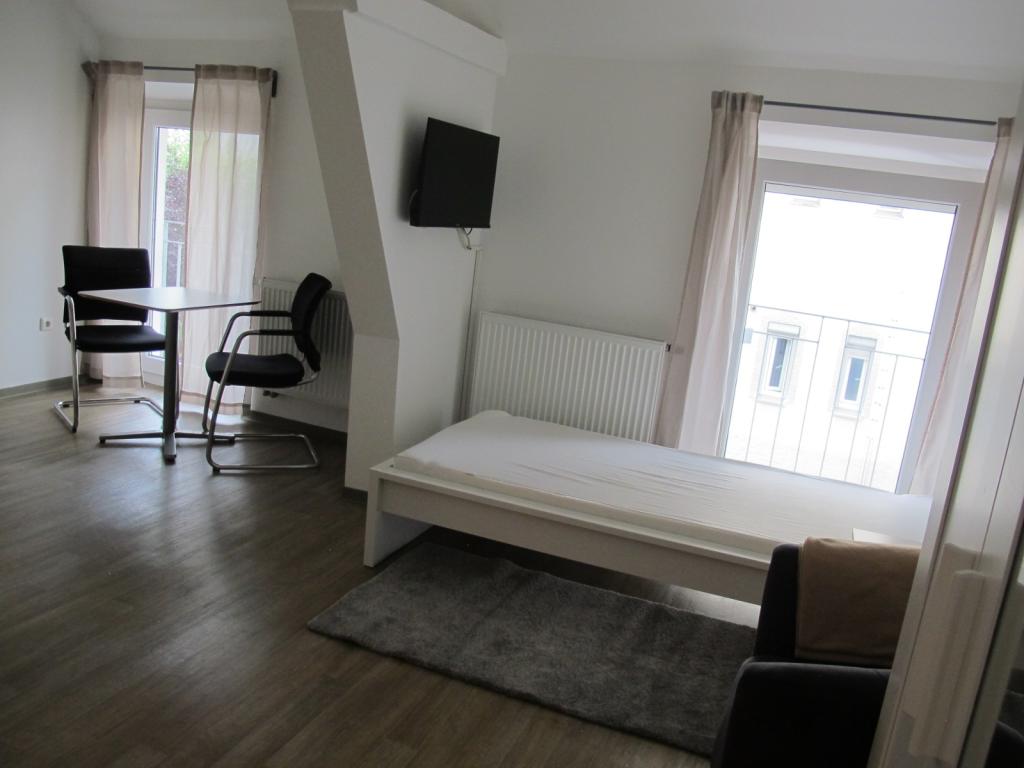 Helles, modern möbliertes Appartement in zentrumsnaher Lage Augsburgs - Foto 3
