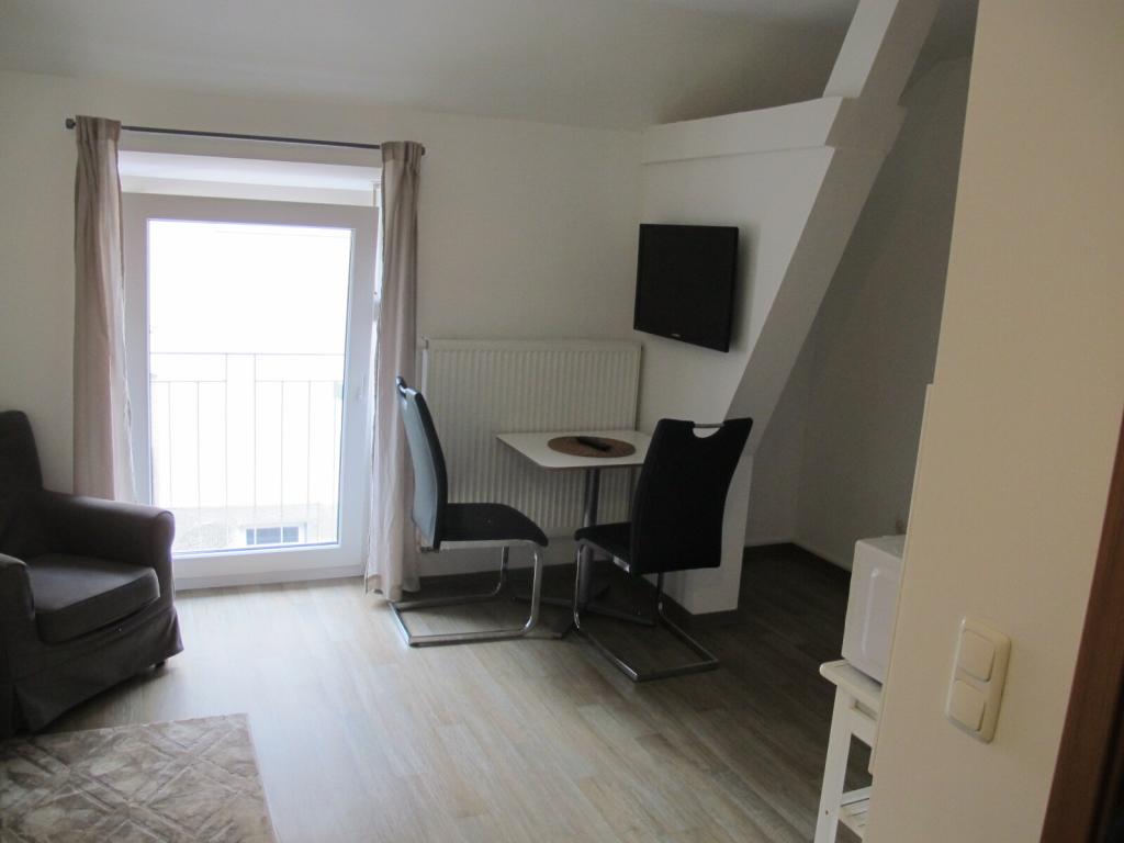 Helles, modern möbliertes Appartement in zentrumsnaher Lage Augsburgs - Foto 1