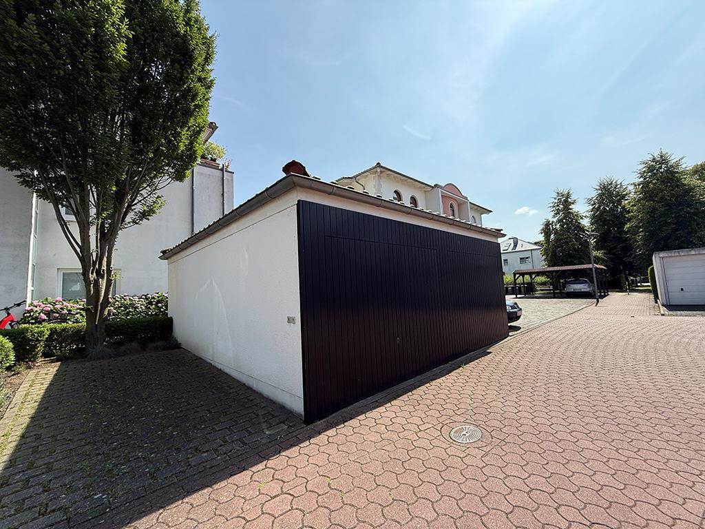 Garage   Stellplatz
