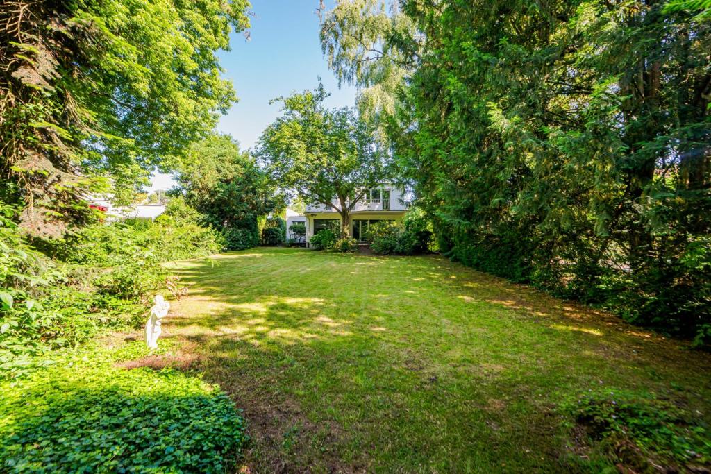 Garten Ansicht I