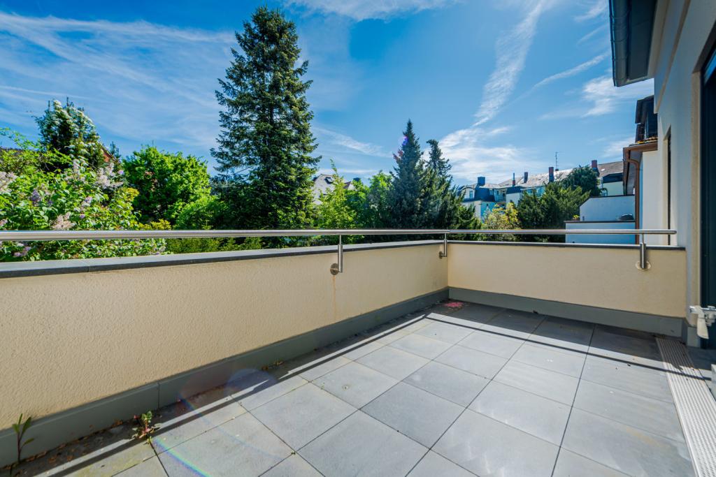 Balkon OG