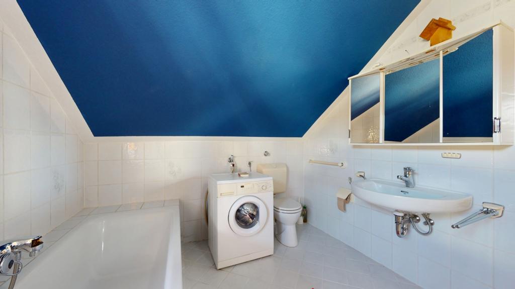 Badezimmer Ansicht I