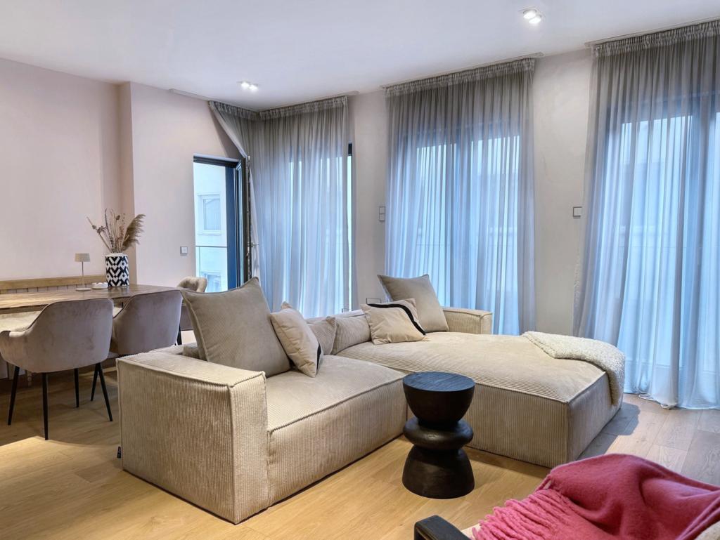 Exklusive Zwei-Zimmer-Wohnung mit Lift und Balkon -möblierte - Foto 2