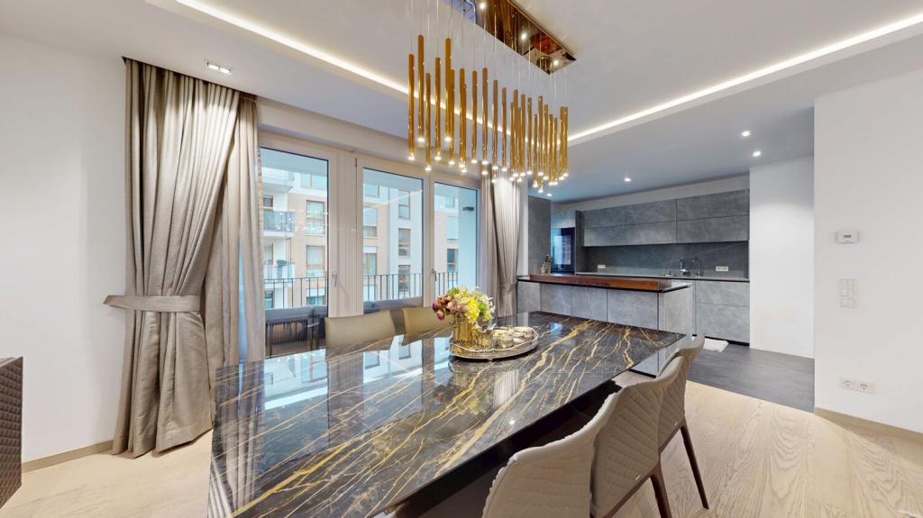 Exklusive Vier-Zimmer-Wohnung in ruhiger Lage - Foto 5