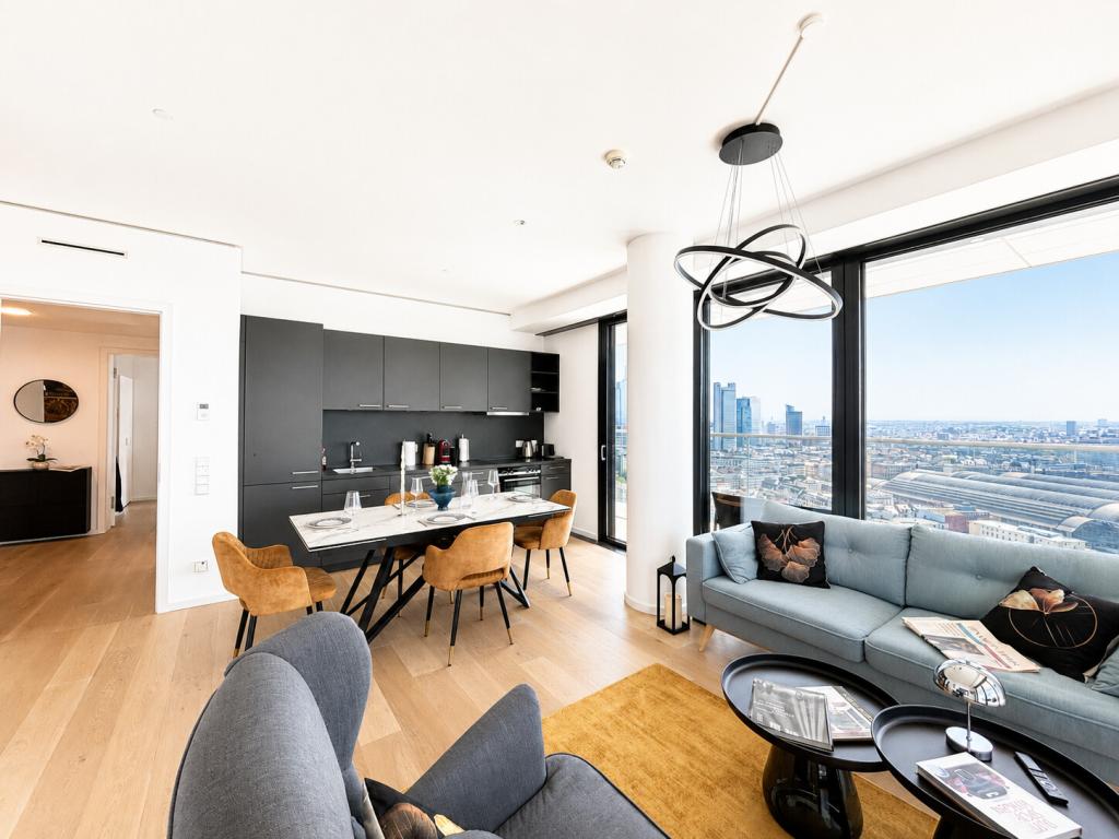 Grand Tower - Möblierte Vier-Zimmer-Wohnung mit Skylineblick - Foto 3