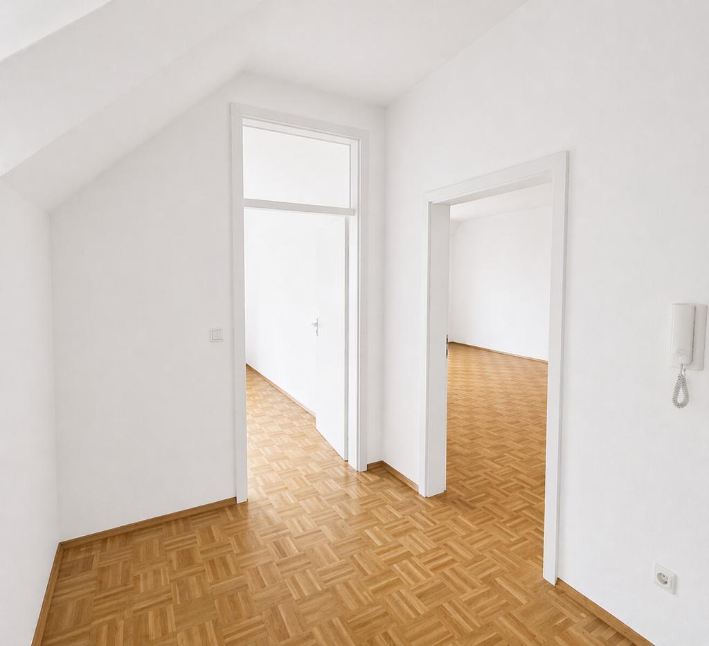 Renovierte Zwei-Zimmer-Altbauwohnung - Foto 1