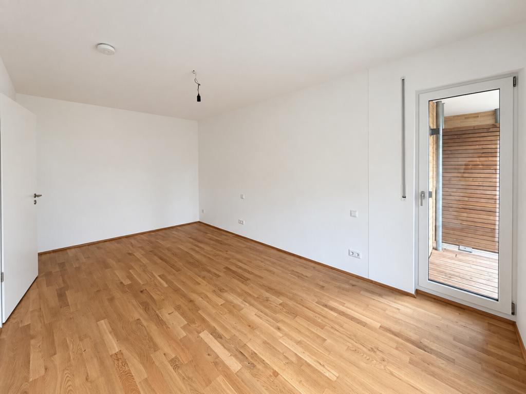 Drei-Zimmer-Wohnung mit Terrasse, Loggia und Tiefgaragenstellplatz - Foto 1