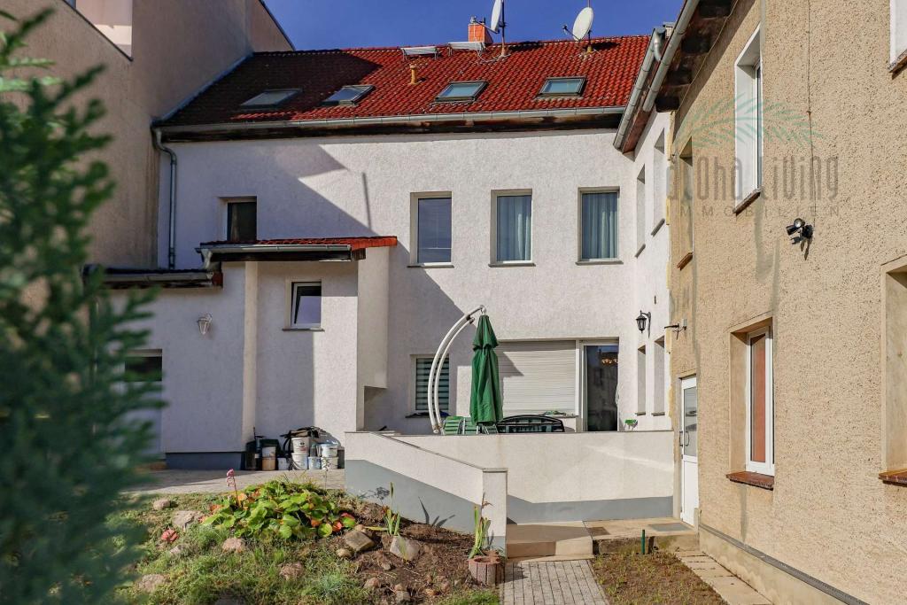 Hausansicht (Rückseite)