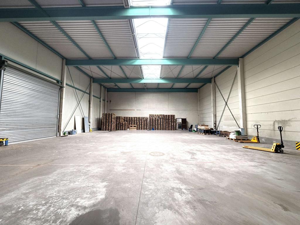 Lagerhalle 381m2