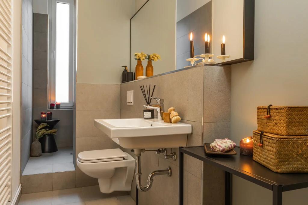 Badezimmer () Bathroom .1.1.