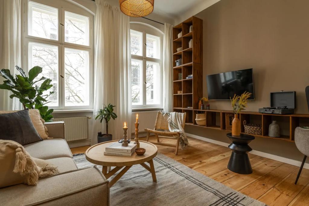 Wohnzimmer () Livingroom .1.2.