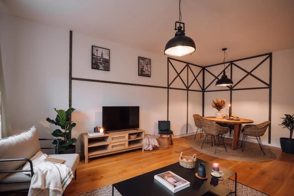 Wohnzimmer () Livingroom .1.5.