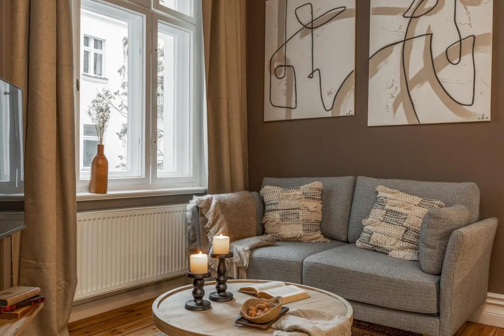 Wohnzimmer () Livingroom .1.5.