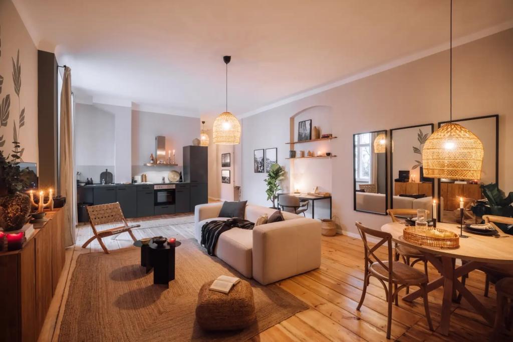 2 Zimmer möblierte und neurenovierte Mietwohnung in Berlin-Kreuzberg! - Photo 1