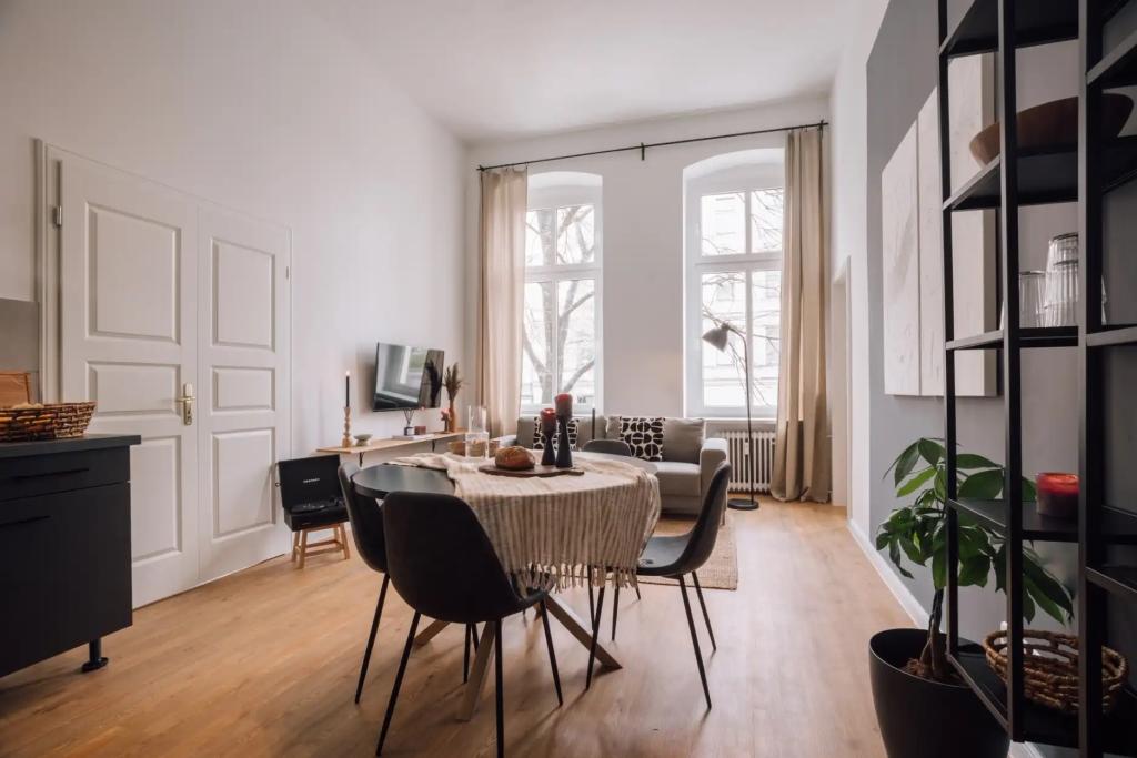 3-Zimmer möblierte und neu renovierte, moderne Mietwohnung in Berlin-Kreuzberg! - Foto 2