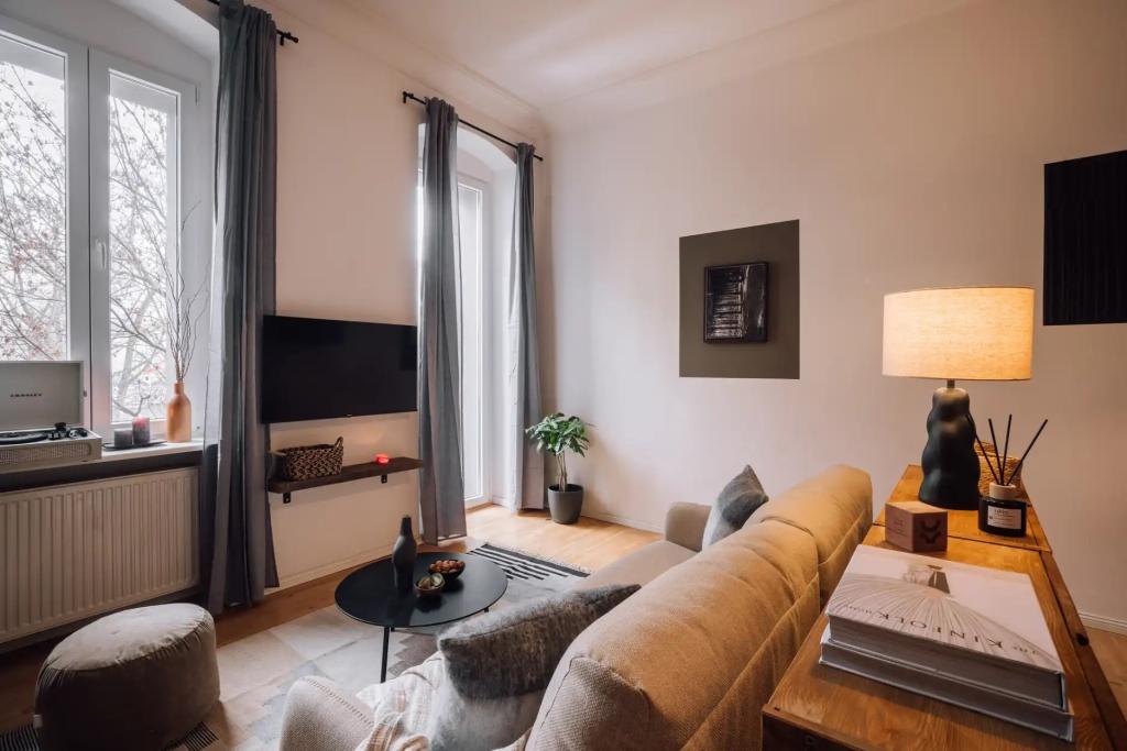 Wohnzimmer () Livingroom .1.4.