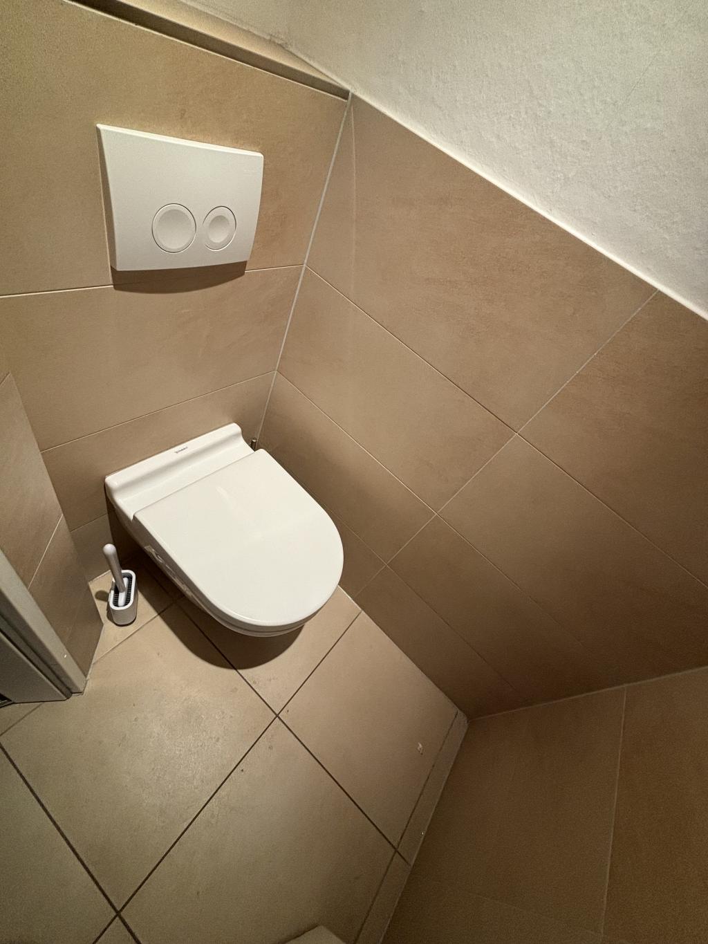 WC 2