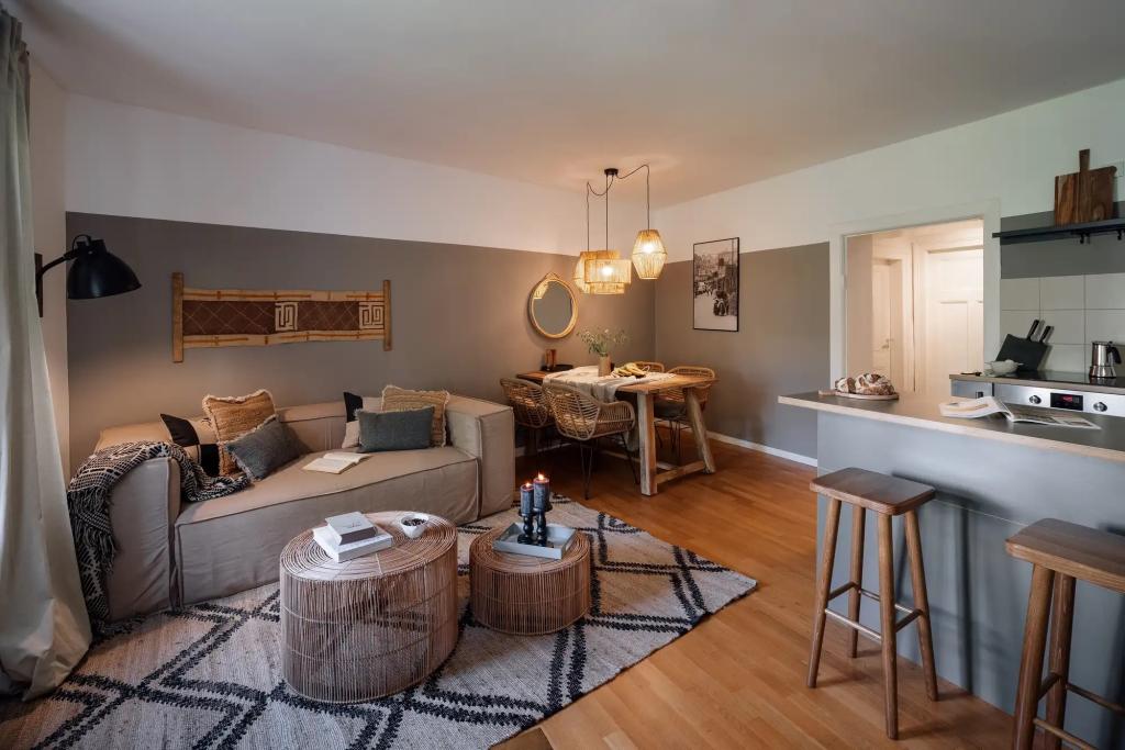 2 Zimmer möblierte und neurenovierte Mietwohnung in Berlin-Kreuzberg! - Photo 1