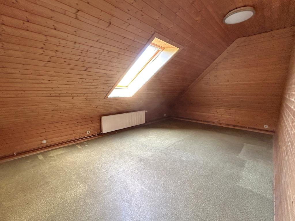 Raum 2, DG