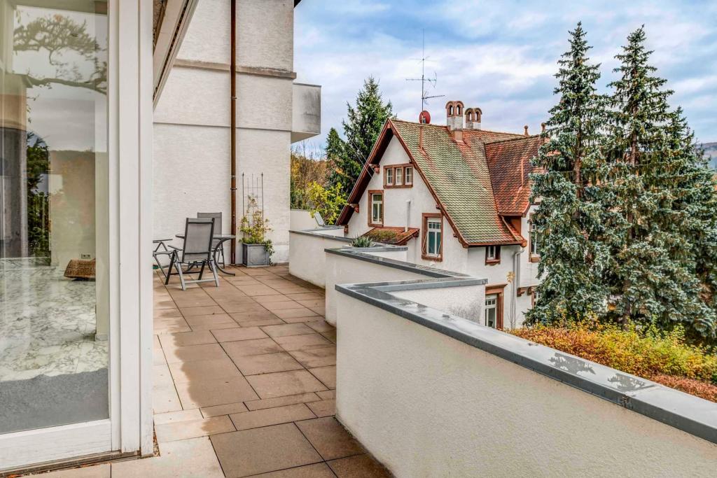 Balkon EG