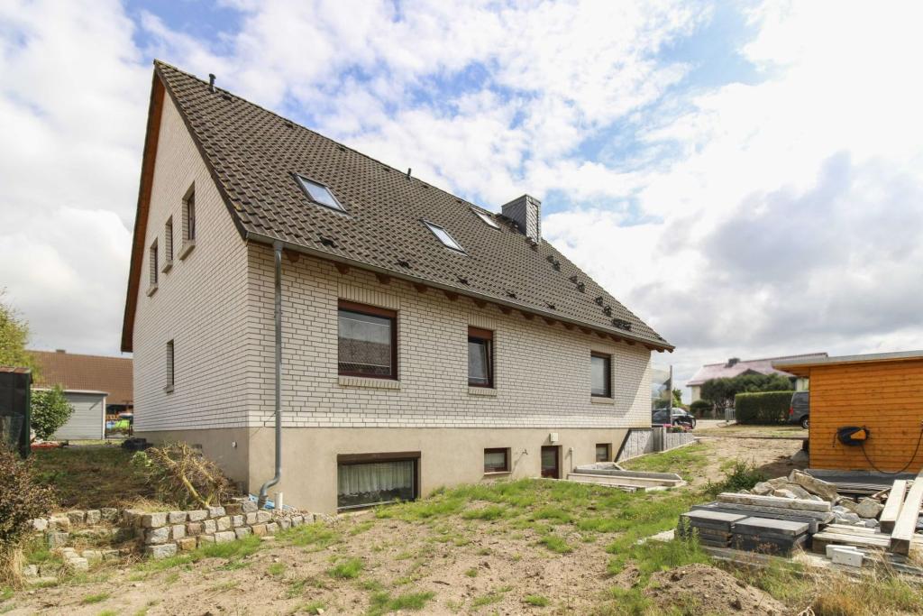 Rückansicht und Garten
