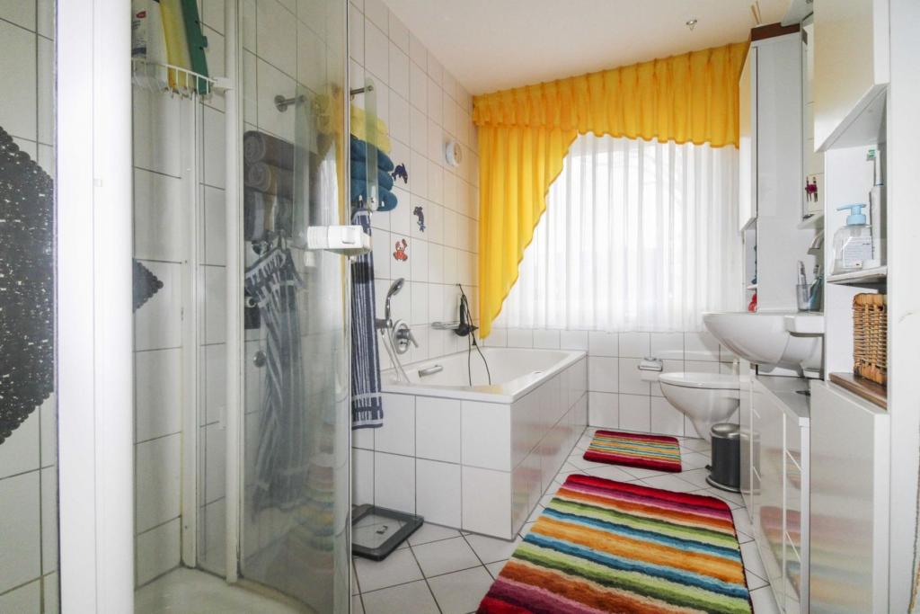 Badezimmer EG