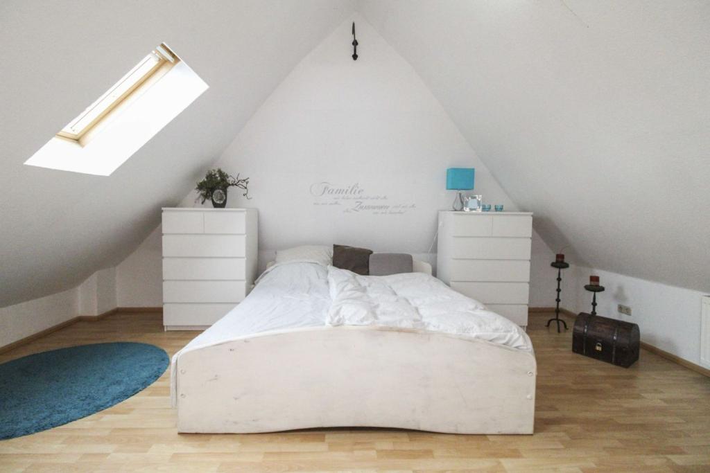 Schlafzimmer DG