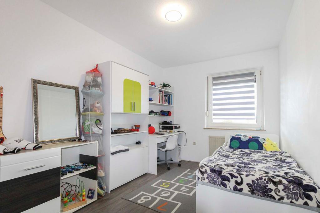 Kinderzimmer OG