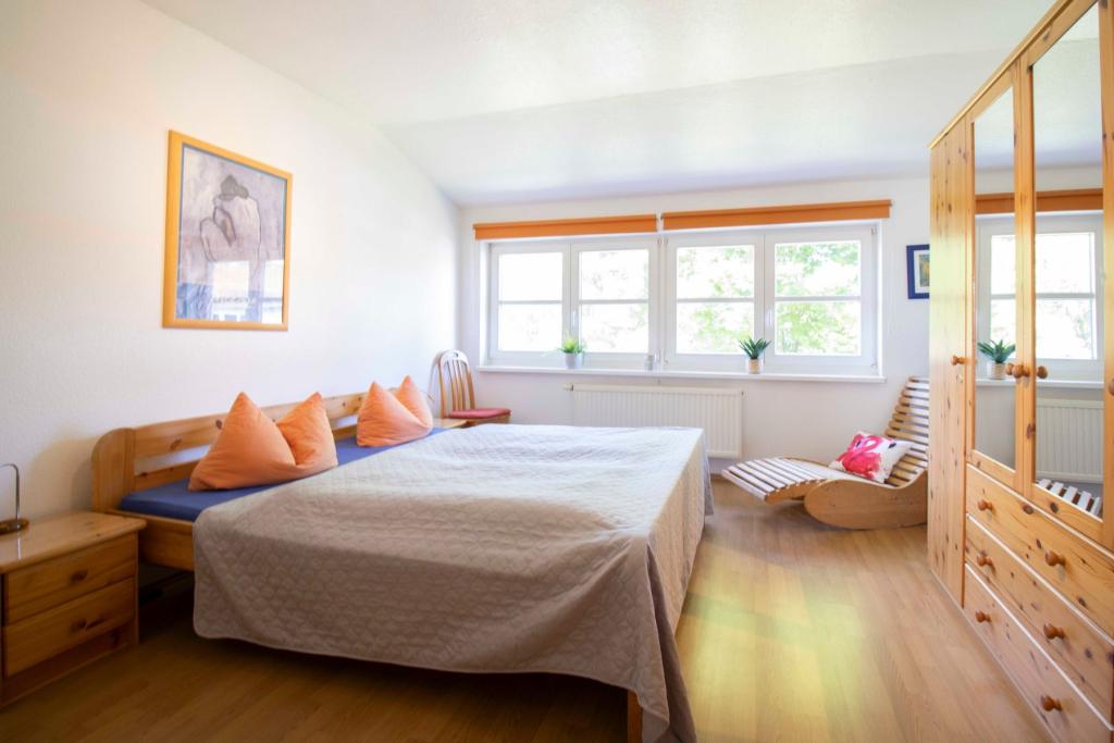 Schlafzimmer I OG