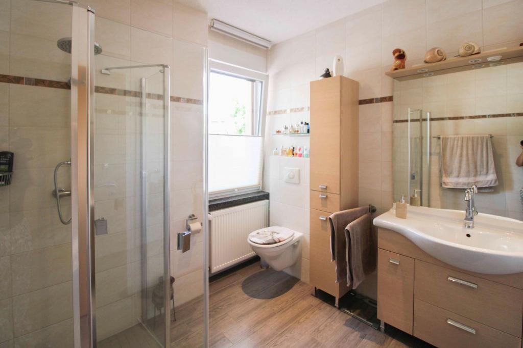 Badezimmer II EG