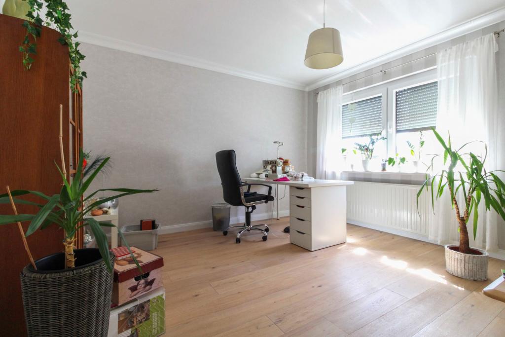 Kind/Büro EG