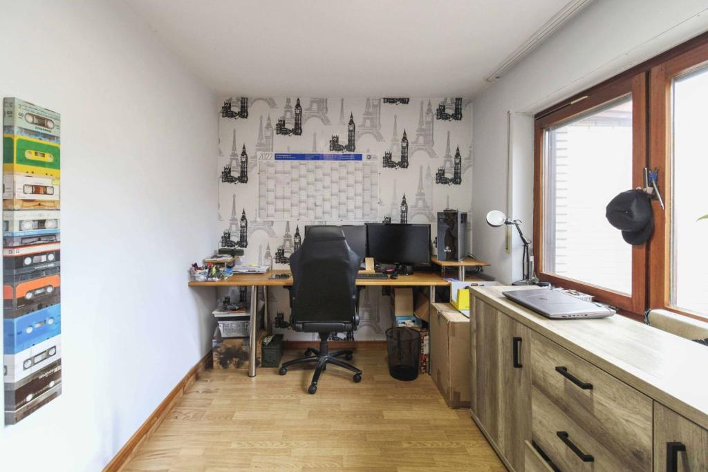 Arbeitszimmer EG