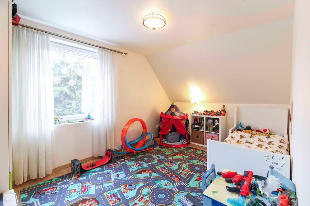 Schlafzimmer II OG