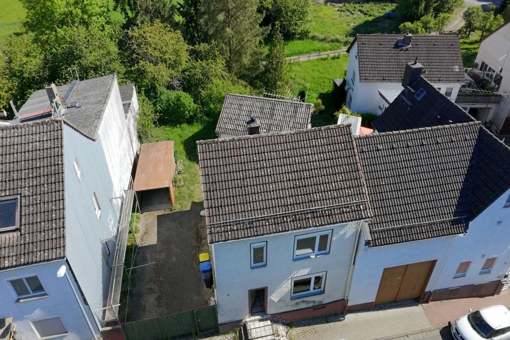Ansicht von oben mit Grundstück